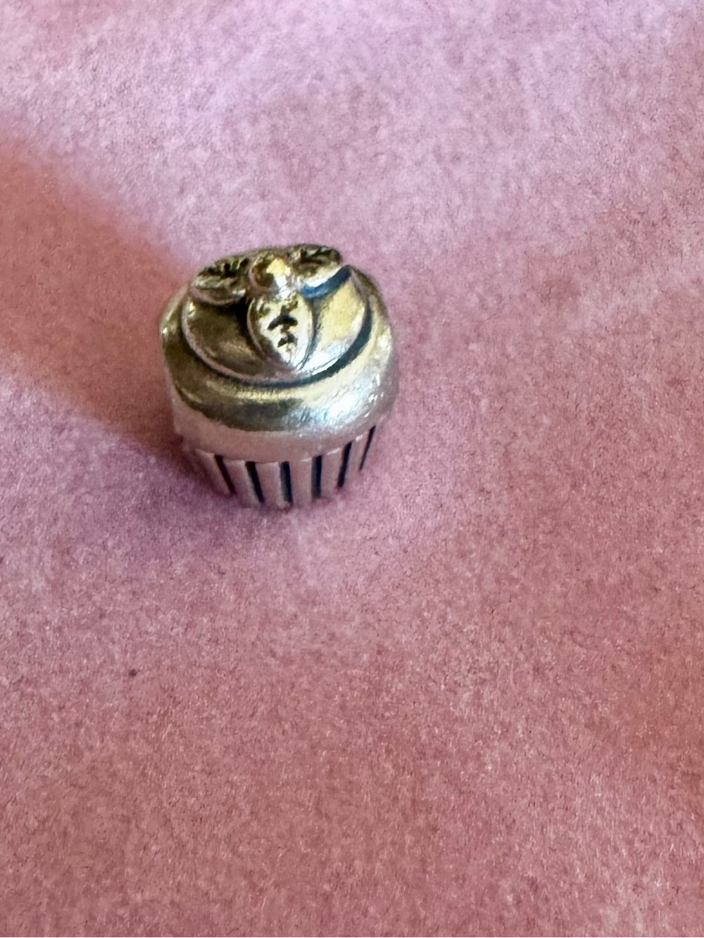 Pandora cupcake charm. Sterling silver.
